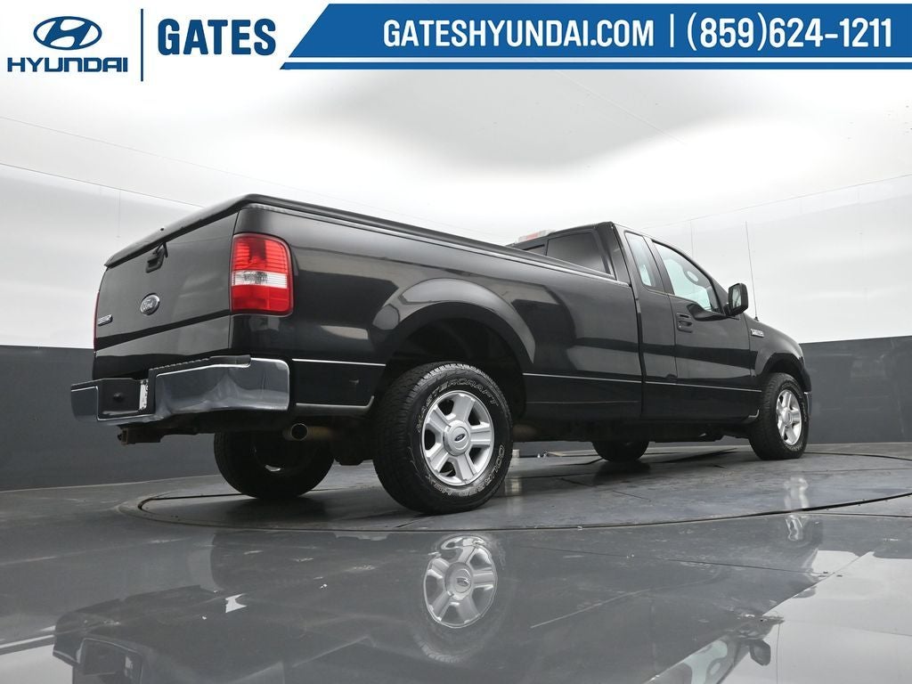 2004 Ford F-150 XLT