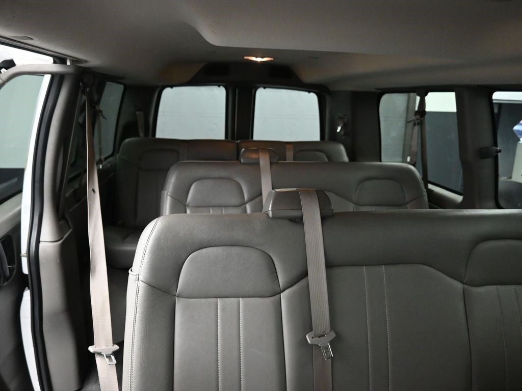 2017 Chevrolet Express 2500 LS Passenger