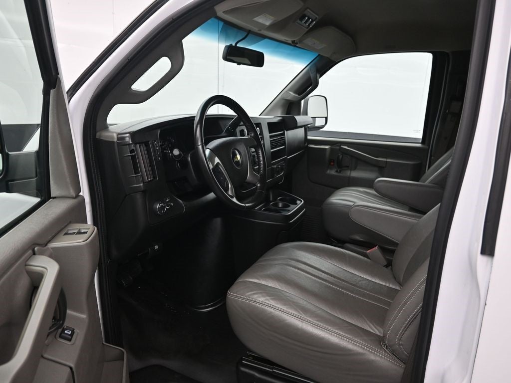 2017 Chevrolet Express 2500 LS Passenger