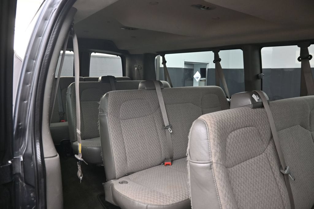 2016 Chevrolet Express 3500 LT Passenger