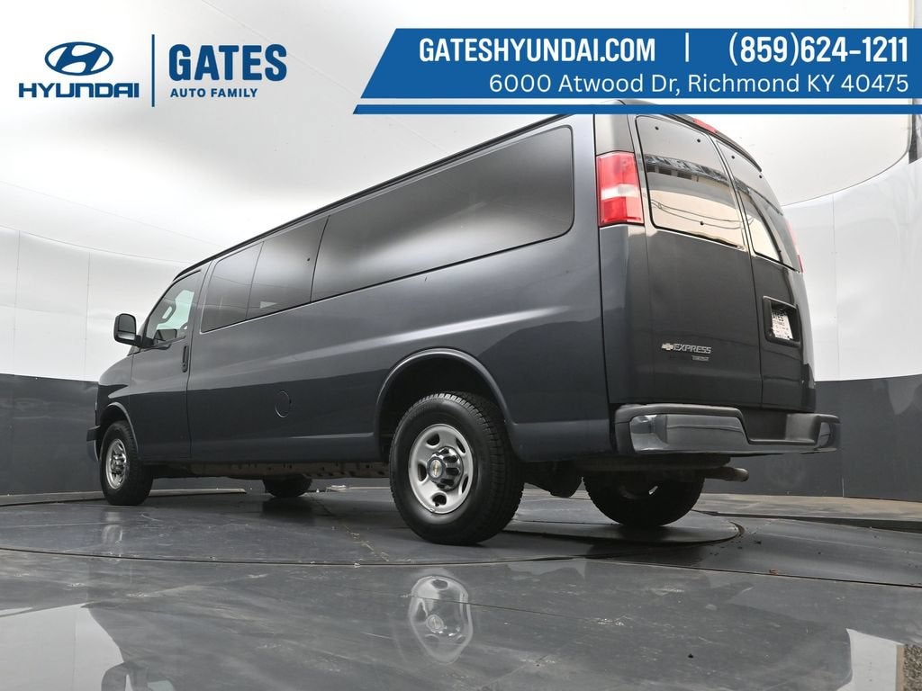 2016 Chevrolet Express 3500 LT Passenger