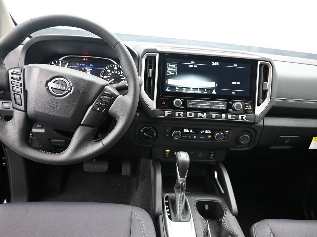 2025 Nissan Frontier SV