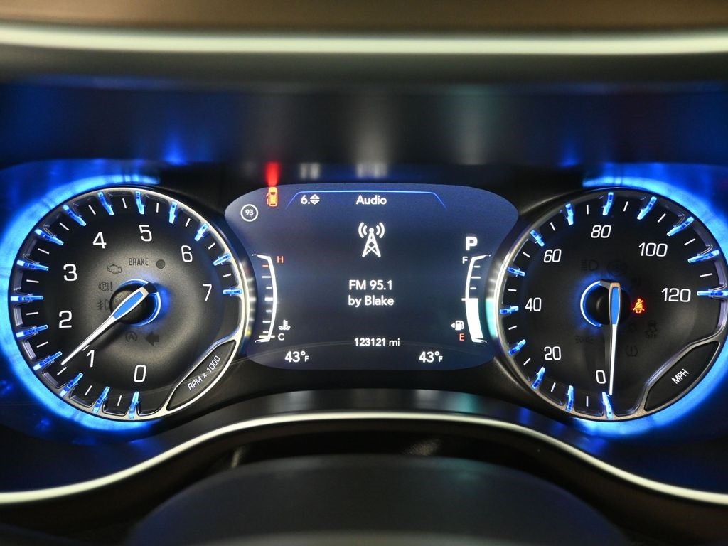 2017 Chrysler Pacifica Touring L Plus