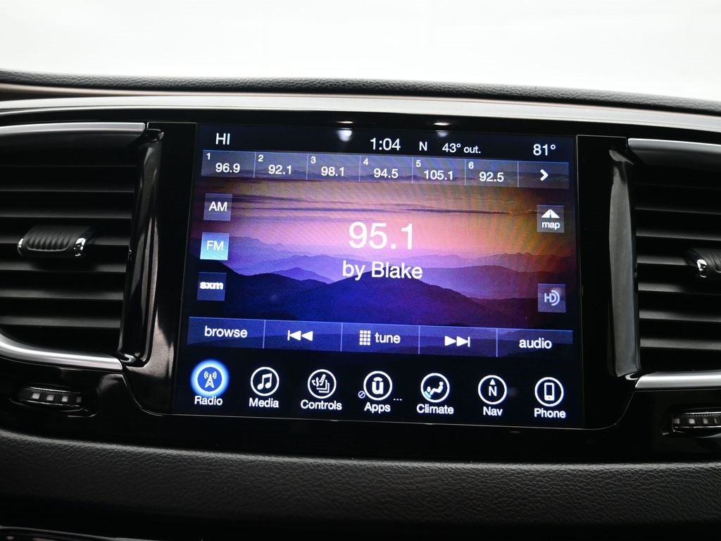 2017 Chrysler Pacifica Touring L Plus