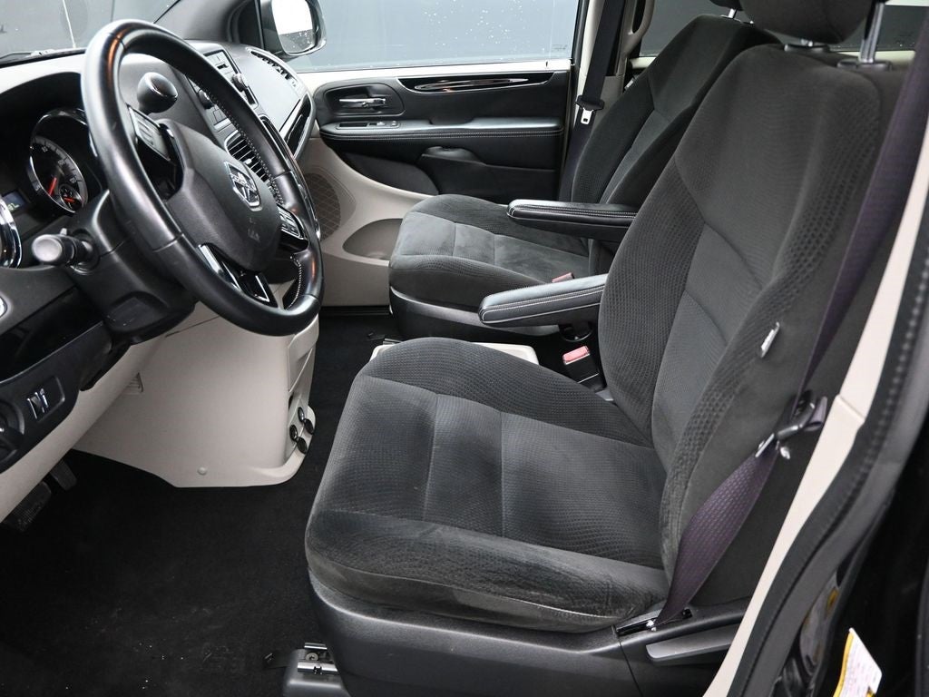 2016 Dodge Grand Caravan SE Plus