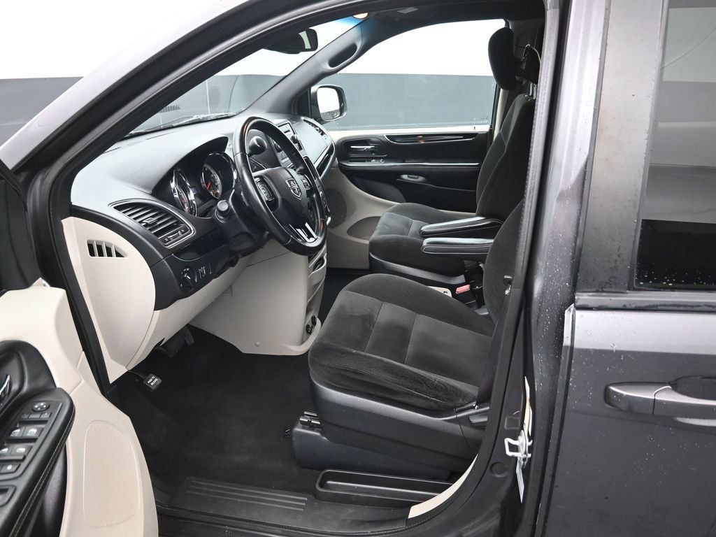 2016 Dodge Grand Caravan SE Plus