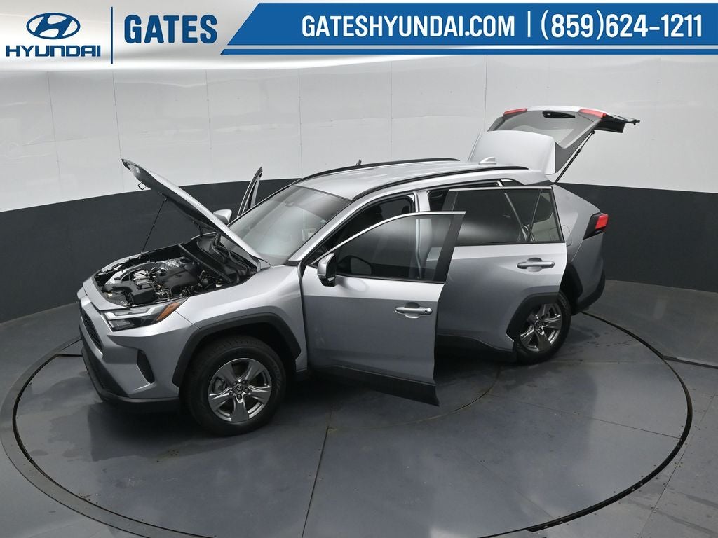 2024 Toyota RAV4 XLE