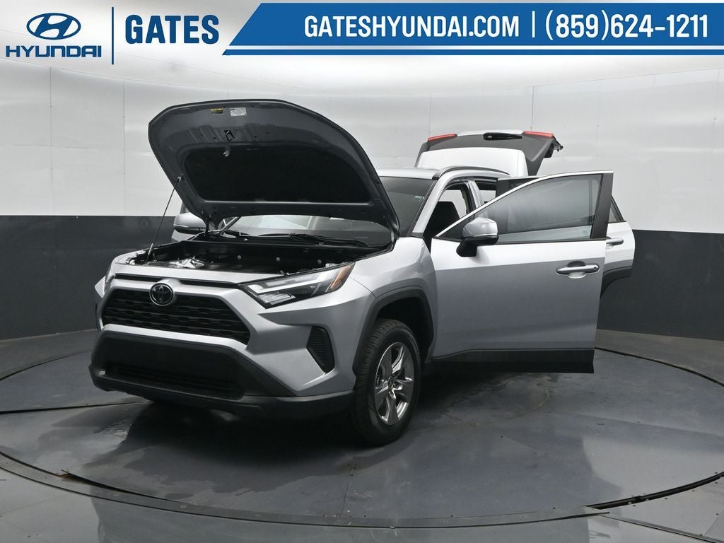 2024 Toyota RAV4 XLE