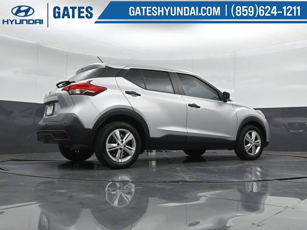 2020 Nissan Kicks S