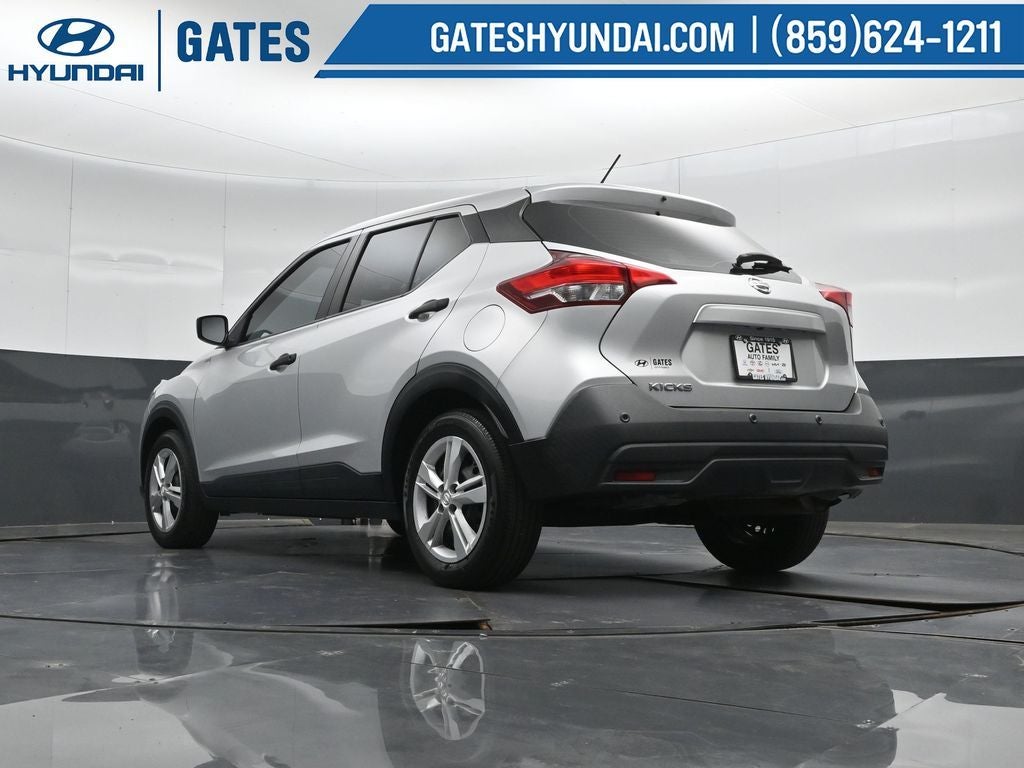 2020 Nissan Kicks S