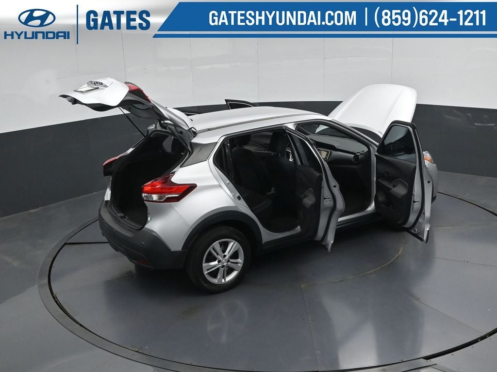 2020 Nissan Kicks S