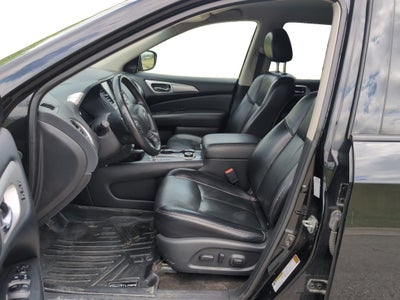 2020 Nissan Pathfinder SL