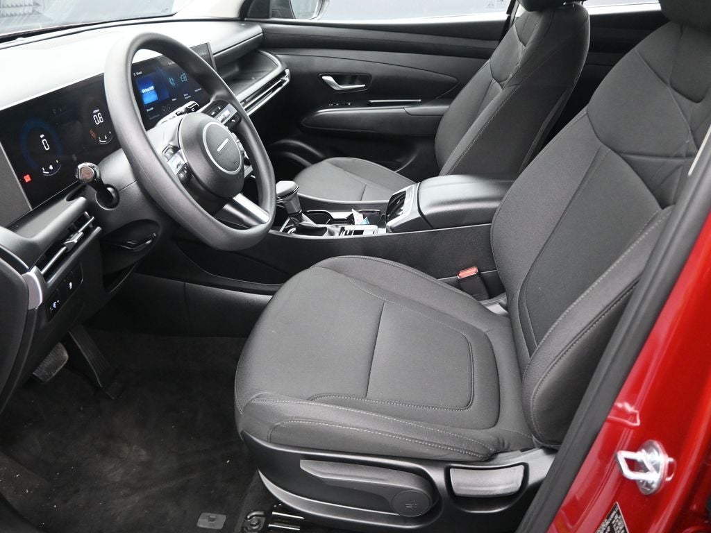 2025 Hyundai Tucson SE FWD