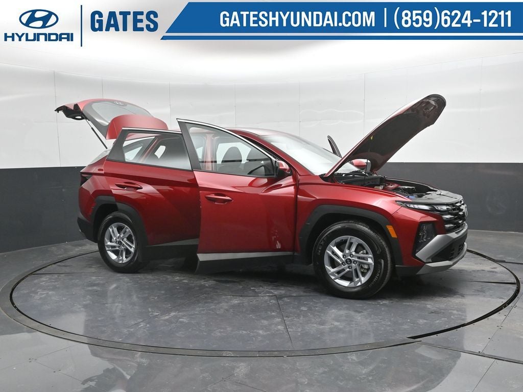 2025 Hyundai Tucson SE FWD