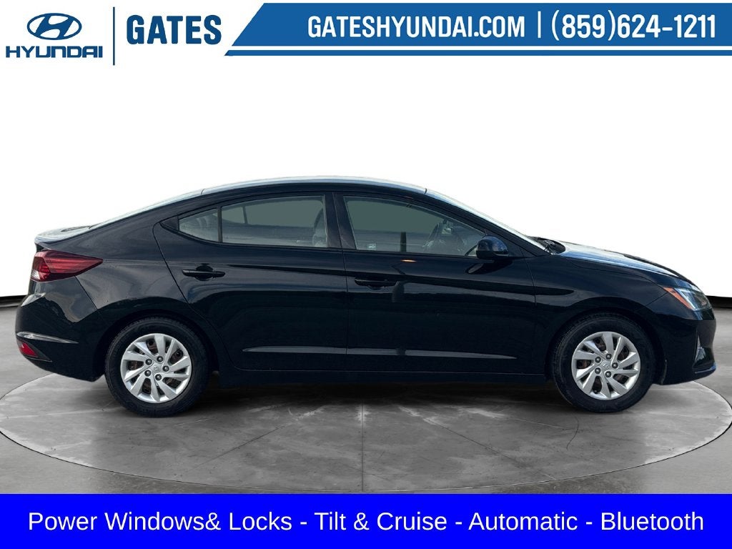 2020 Hyundai Elantra SE
