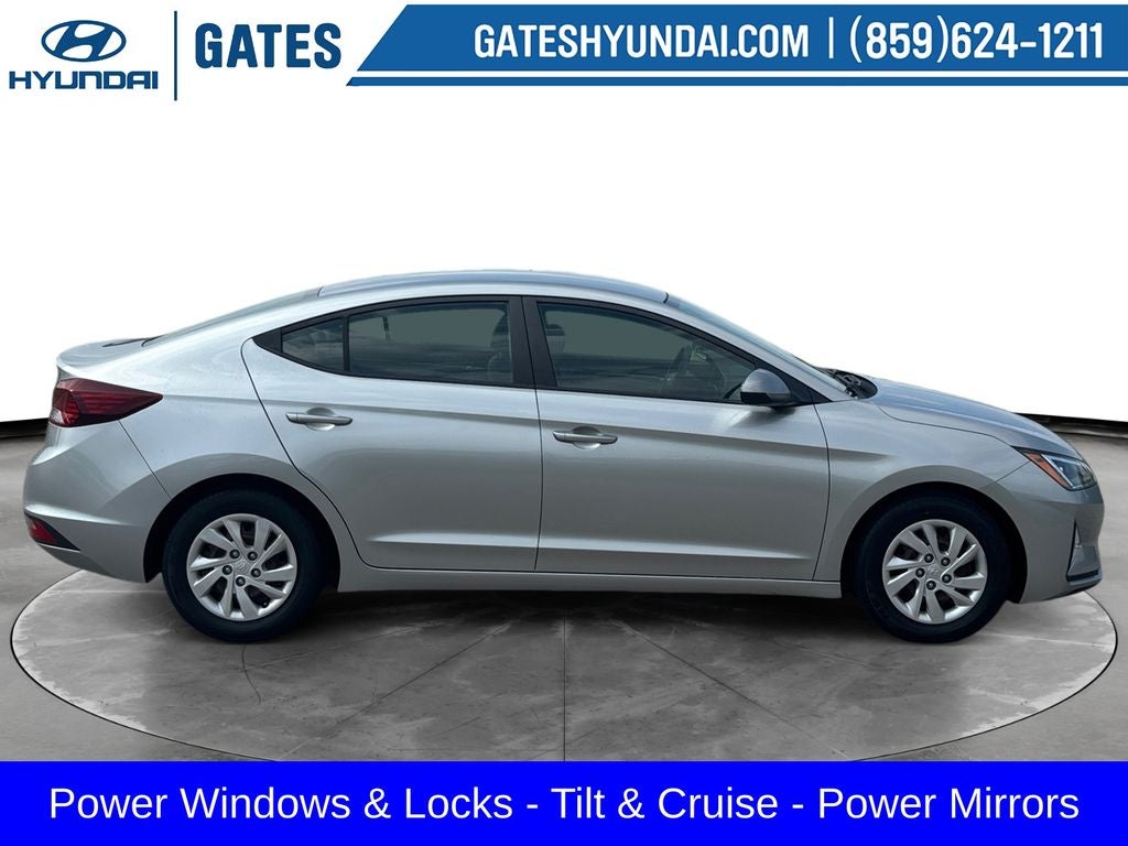2020 Hyundai Elantra SE
