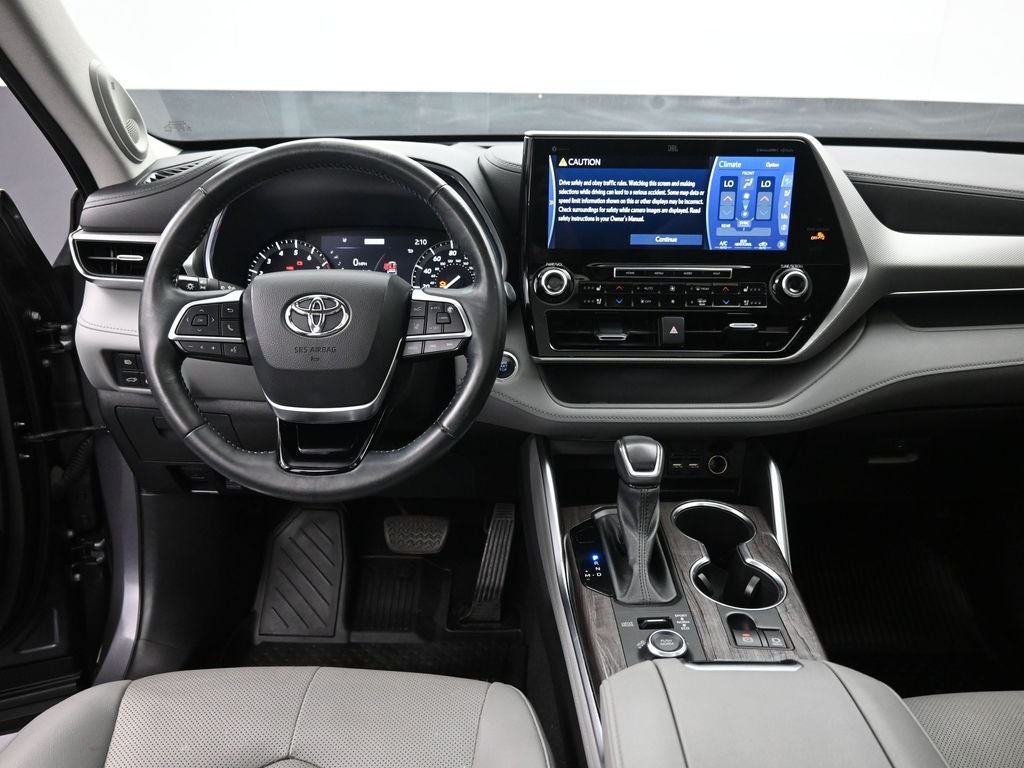 2021 Toyota Highlander Platinum