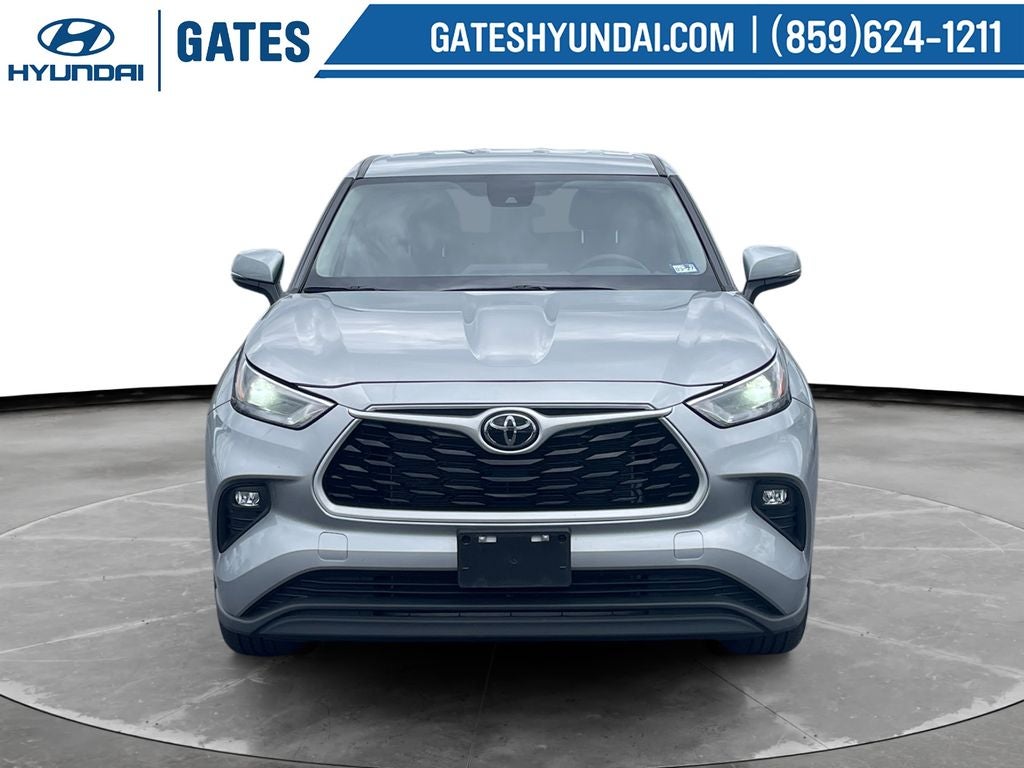 2025 Toyota Highlander LE