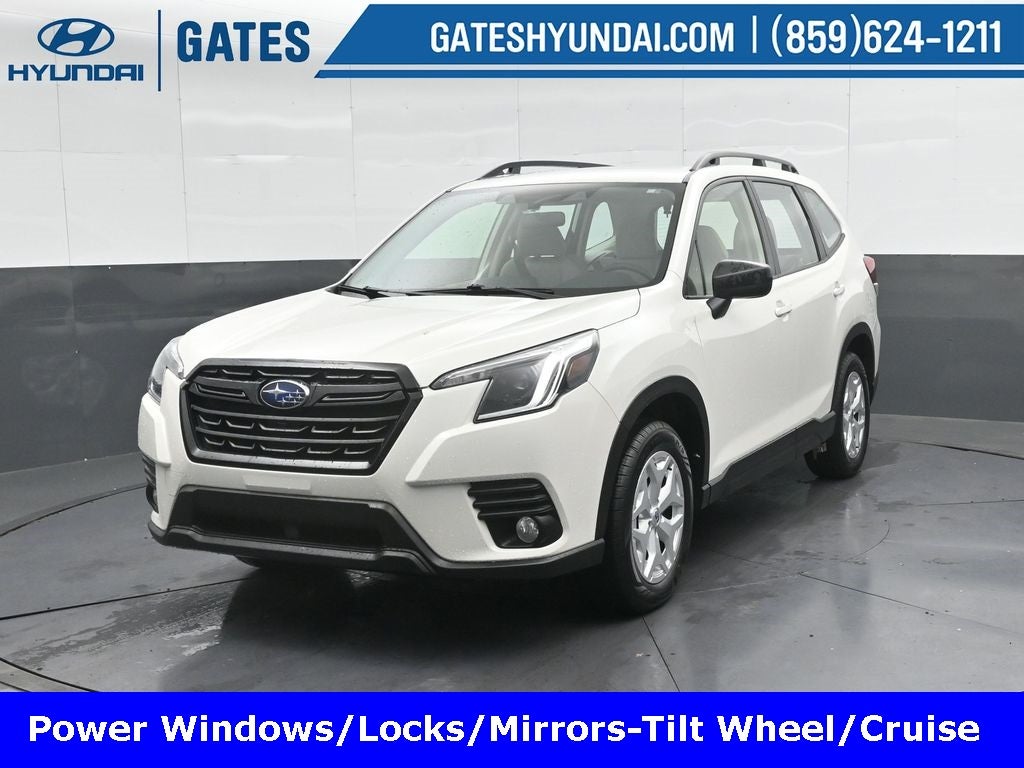 2023 Subaru Forester Base
