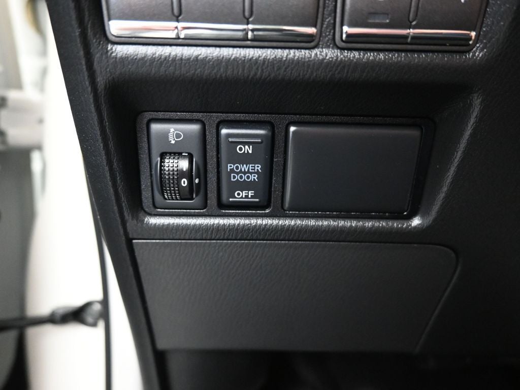 2016 INFINITI QX80 Base