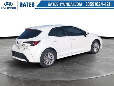 2025 Toyota Corolla Hatchback SE