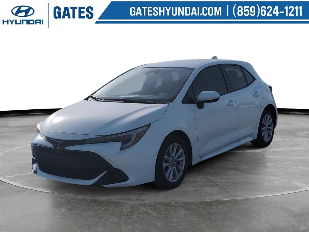2025 Toyota Corolla Hatchback SE