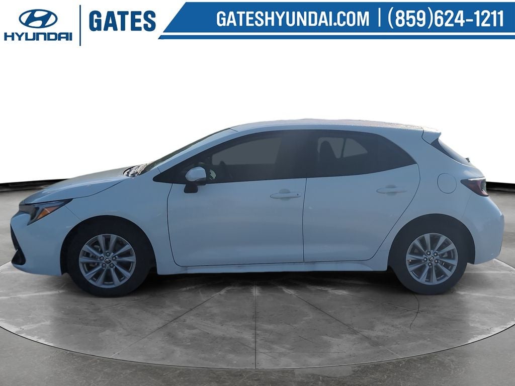 2025 Toyota Corolla Hatchback SE