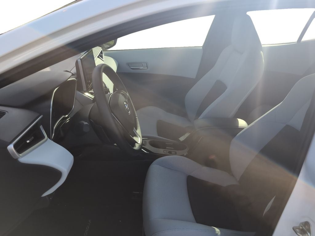 2025 Toyota Corolla Hatchback SE