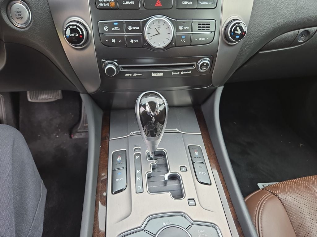 2011 Hyundai Equus Signature