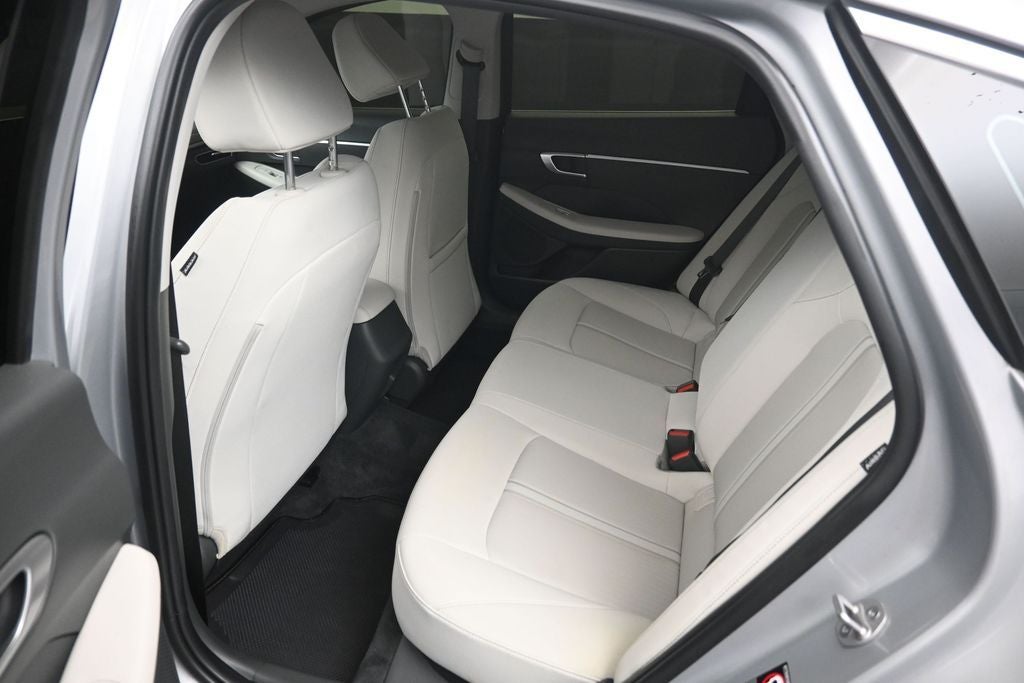 2023 Hyundai Sonata SE