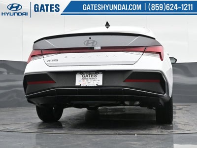 2025 Hyundai Elantra SEL Sport