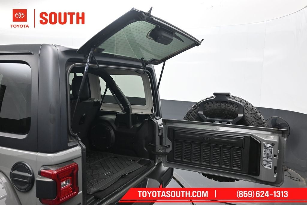 2023 Jeep Wrangler Sahara 4xe