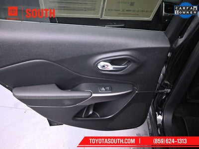 2022 Jeep Cherokee Latitude Lux