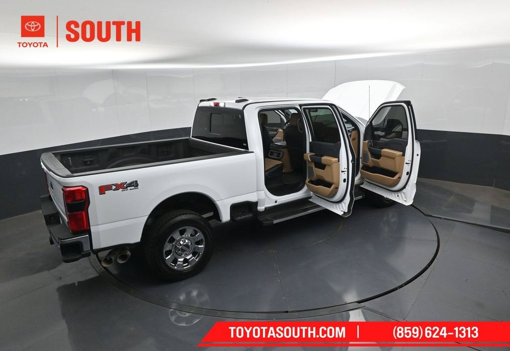 2023 Ford F-250SD Lariat