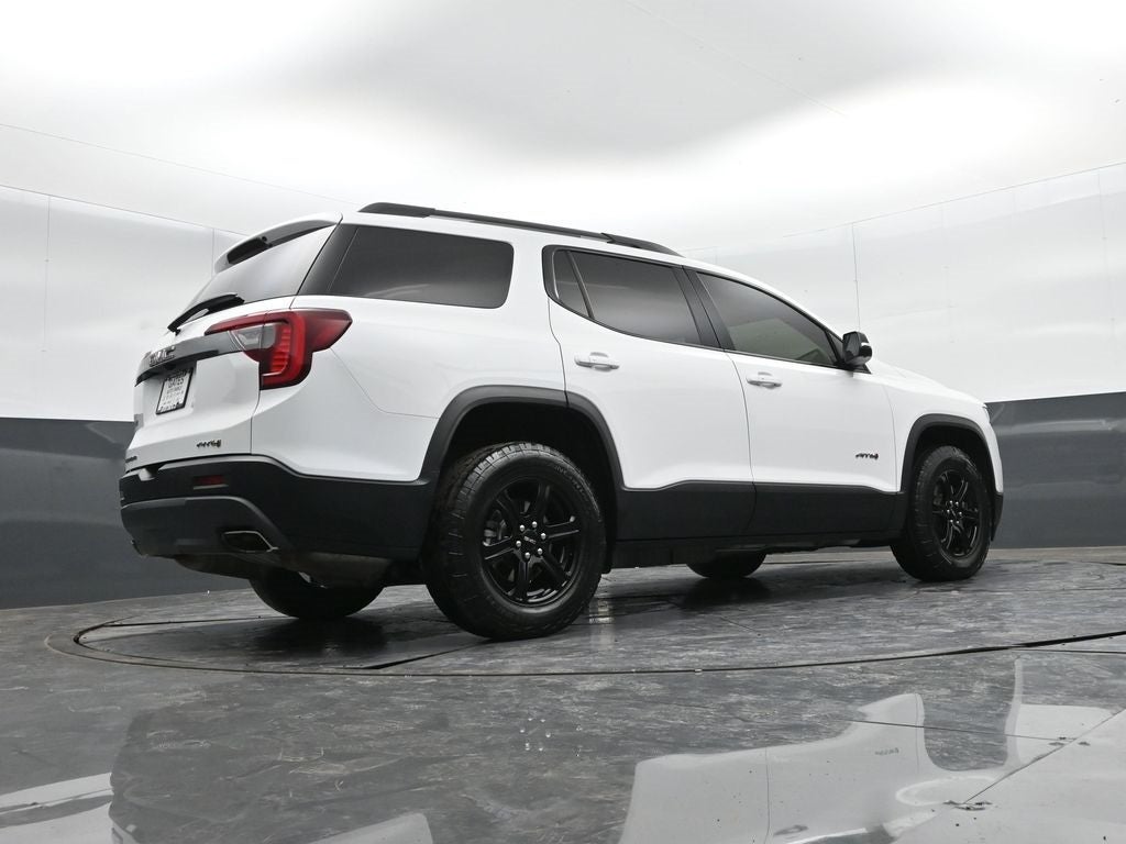 2022 GMC Acadia AT4