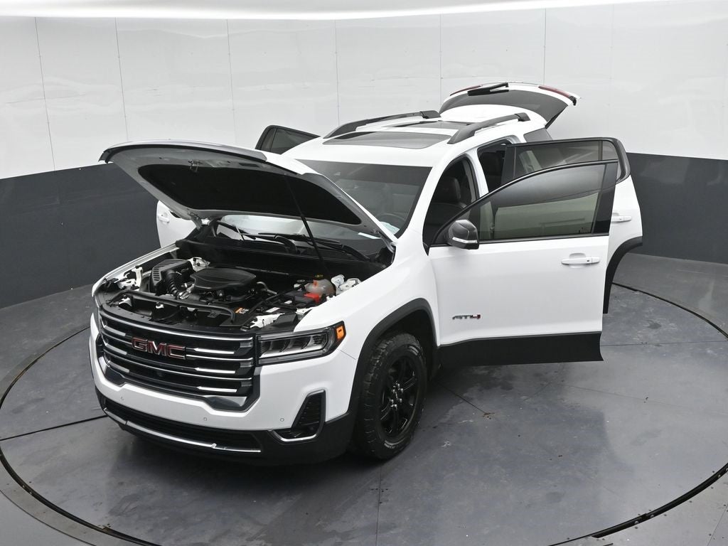 2022 GMC Acadia AT4