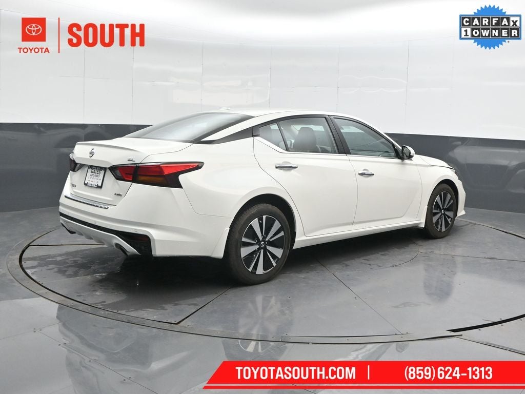 2022 Nissan Altima 2.5 SL