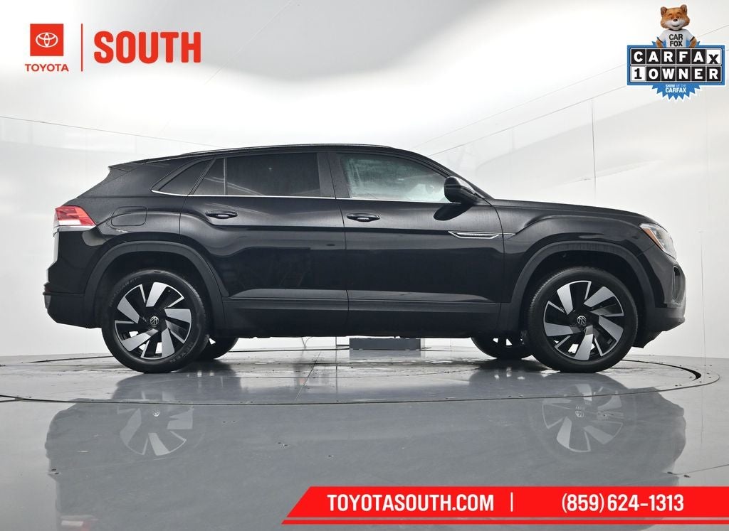 2024 Volkswagen Atlas Cross Sport 2.0T SE w/Technology