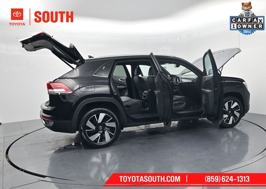 2024 Volkswagen Atlas Cross Sport 2.0T SE w/Technology