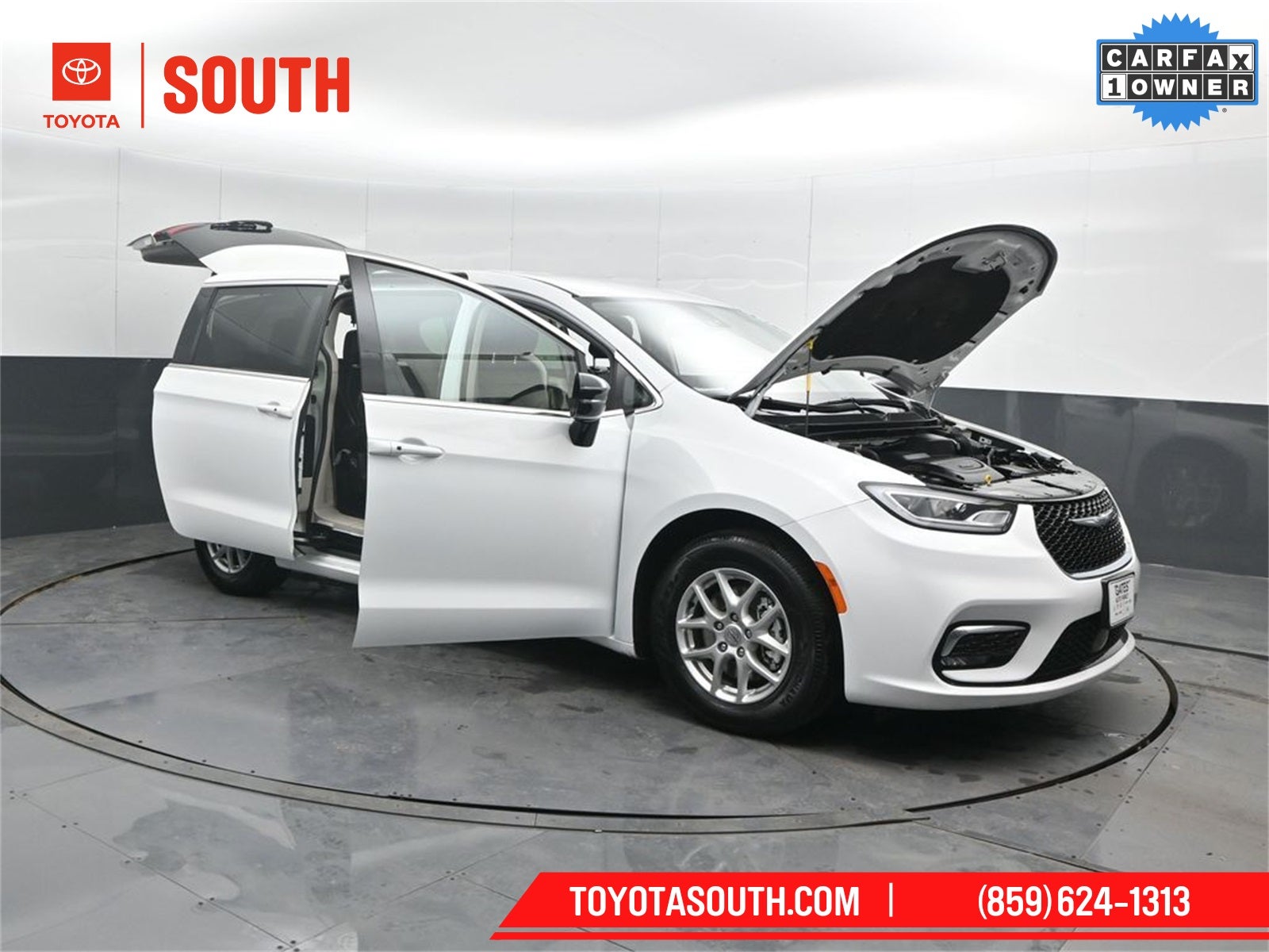 2024 Chrysler Pacifica Touring L