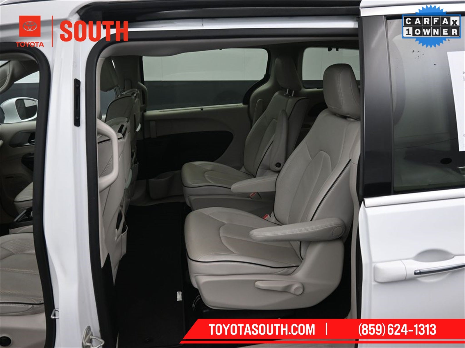 2018 Chrysler Pacifica Hybrid Limited