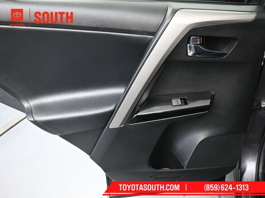 2017 Toyota RAV4 Limited