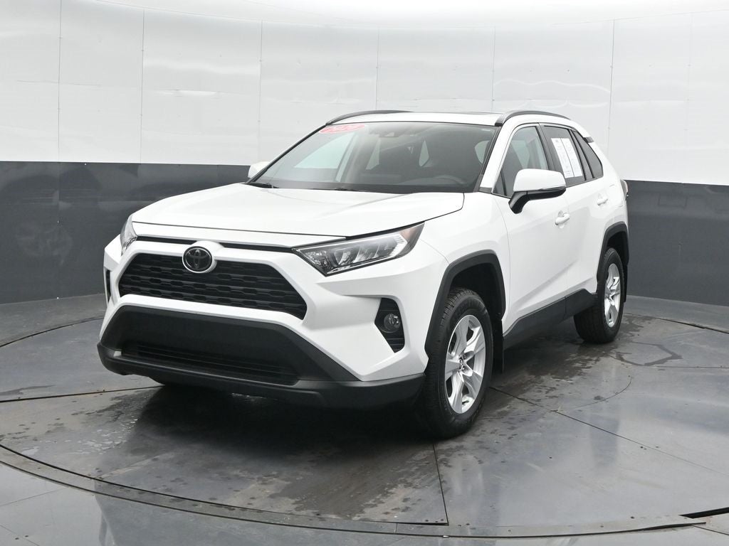2020 Toyota RAV4 XLE