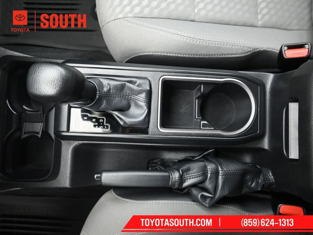 2022 Toyota Tacoma SR V6