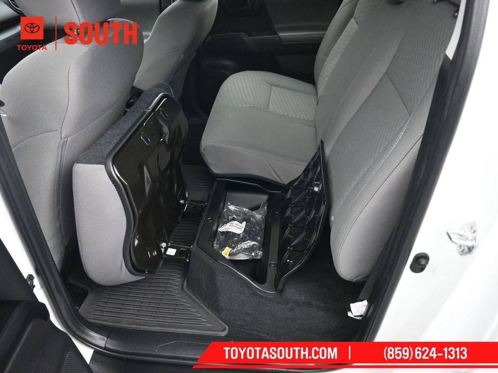 2022 Toyota Tacoma SR V6