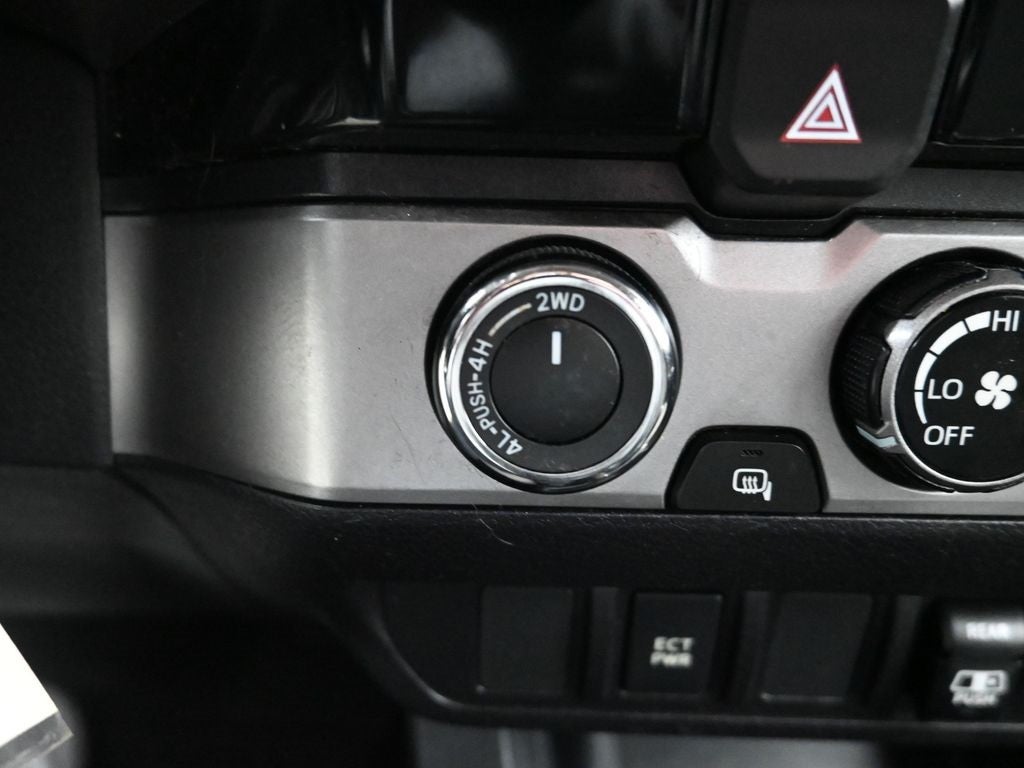 2018 Toyota Tacoma SR5 V6