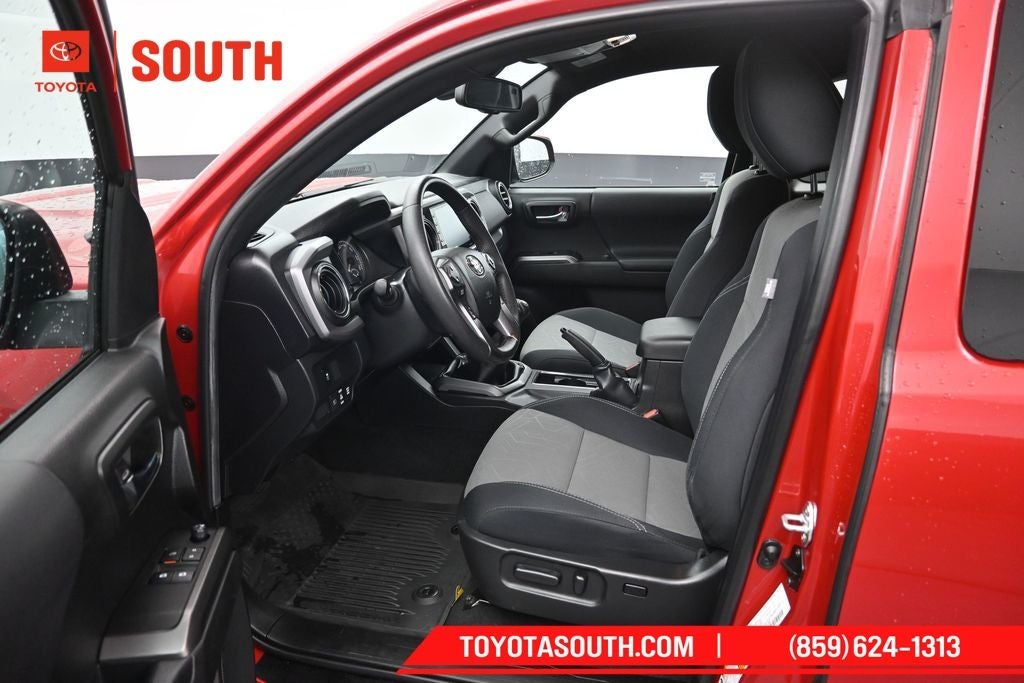 2022 Toyota Tacoma TRD Sport V6