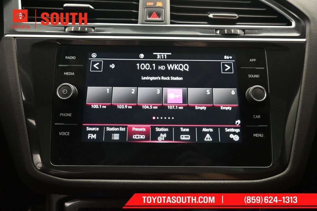 2023 Volkswagen Tiguan 2.0T SE R-Line Black