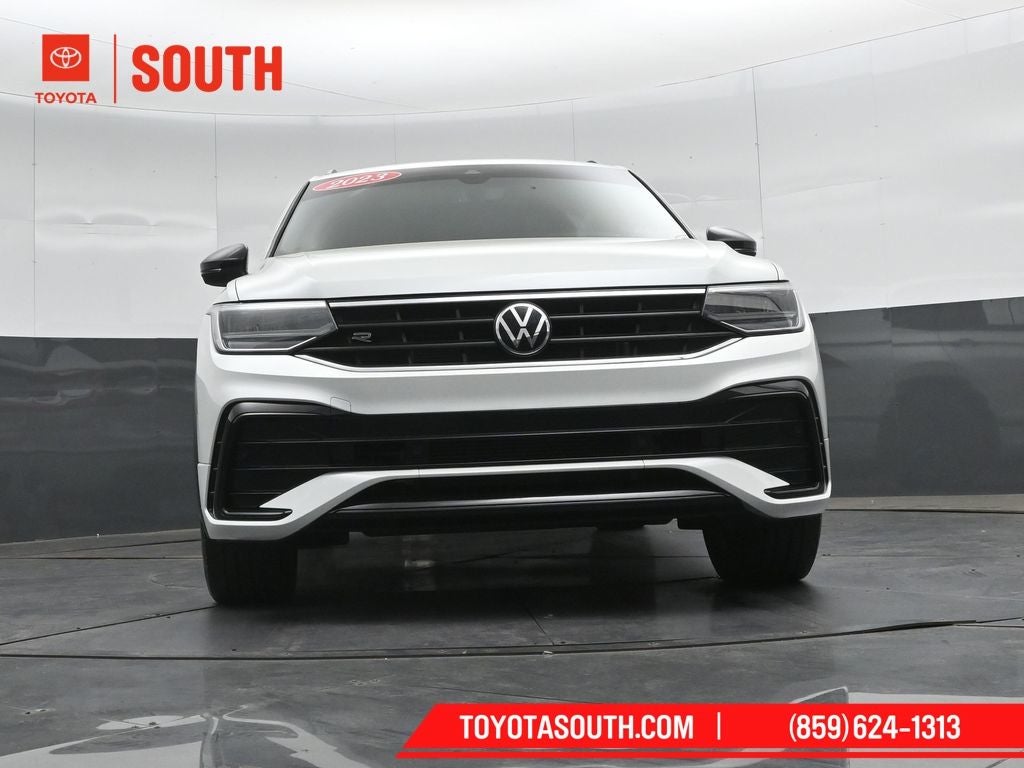2023 Volkswagen Tiguan 2.0T SE R-Line Black