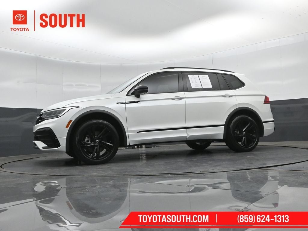 2023 Volkswagen Tiguan 2.0T SE R-Line Black